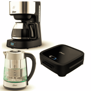 Kit Oster Cafetera 8 tazas programable, Sandwichera compacta y Hervidor electrico de vidrio con infusor.