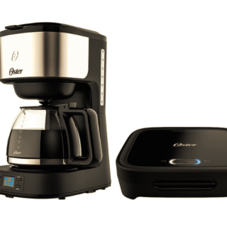 Kit Cafetera programable Oster® 8 tazas en acero inoxidable BVSTDC10SS y Sandwichera Oster® compacta con platos hondos CKSTSM400